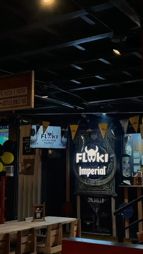 Floki Imperial por dentro, el día de su aniversario con Vega's Drinks